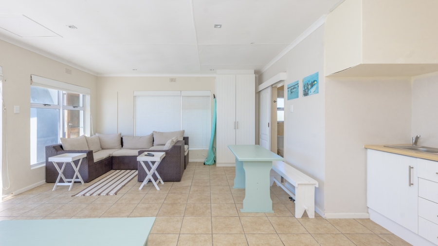 6 Bedroom Property for Sale in Agulhas Western Cape